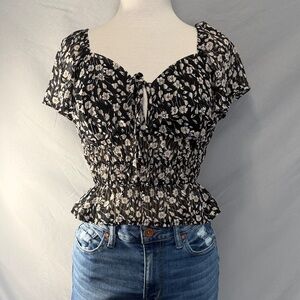 Elegant Floral Women's Blouse in Black and White